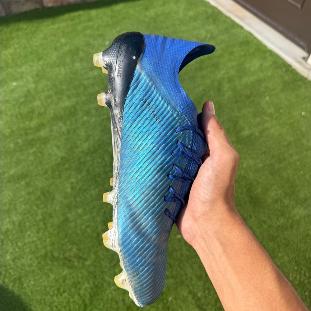 Blue Adidas X 19.1 soccer cleats - Picture 10 of 17